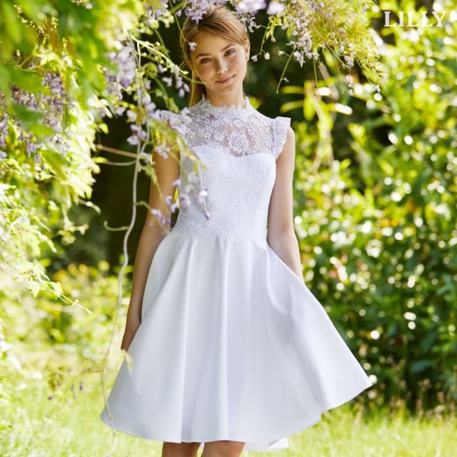 Shop outlet konfirmationskjoler hos Lilly i Åbenrå